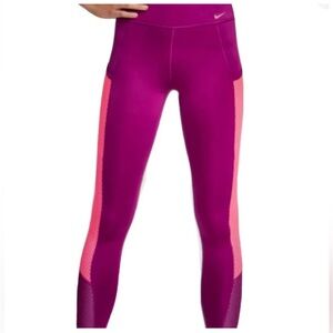 *NWT* Nike Therma-fit Mid Rise Workout Pants